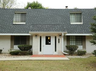 20275 Independence Dr, Brookfield, WI 53045