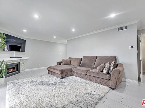 5th image of 10435 Neal Dr