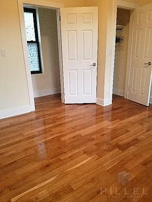 Rented by Hillel Realty Group | media 16