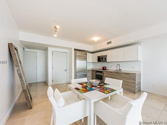 2nd image of 1300 Brickell Bay Dr #30