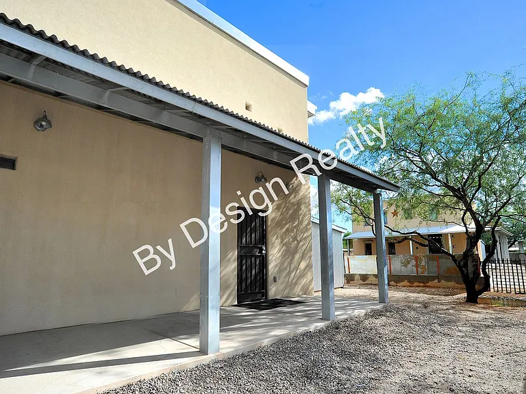 1040 E Halcyon Rd — Photo 5