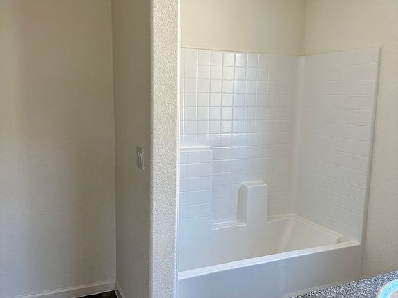 5th image of 2432 River Valley Cir