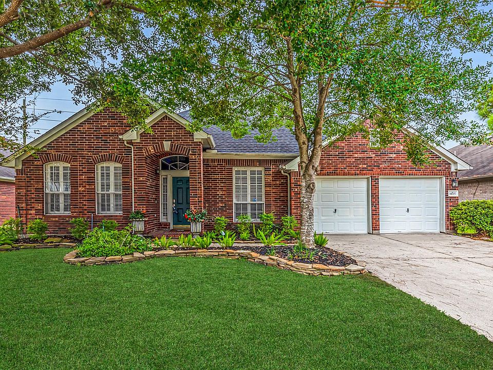 1st image of 14707 Bladenboro Dr