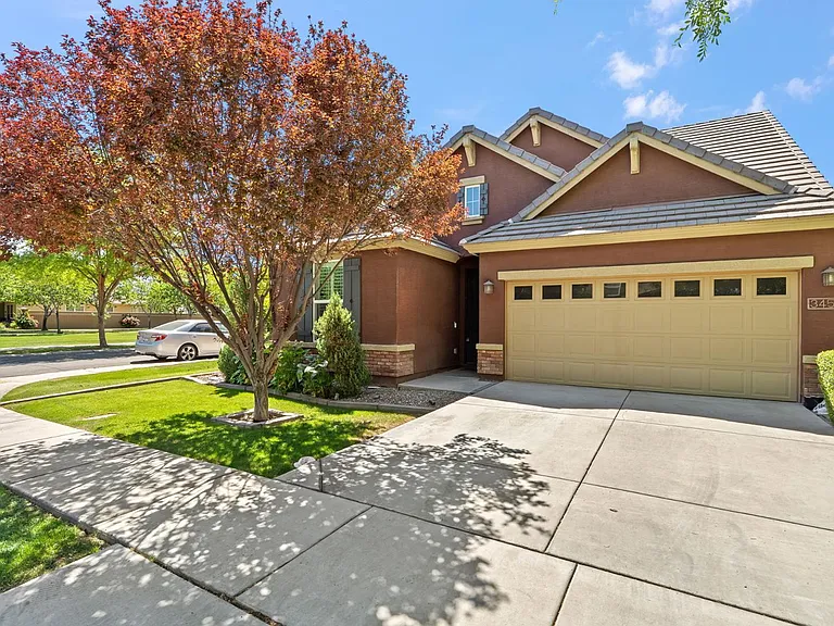 3453 E Palo Verde St — Photo 3
