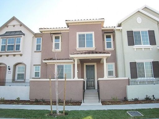 1st image of 3048 Village Plaza Dr