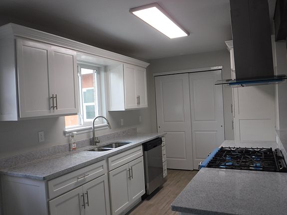2nd image of 5713 Tropicana Ave