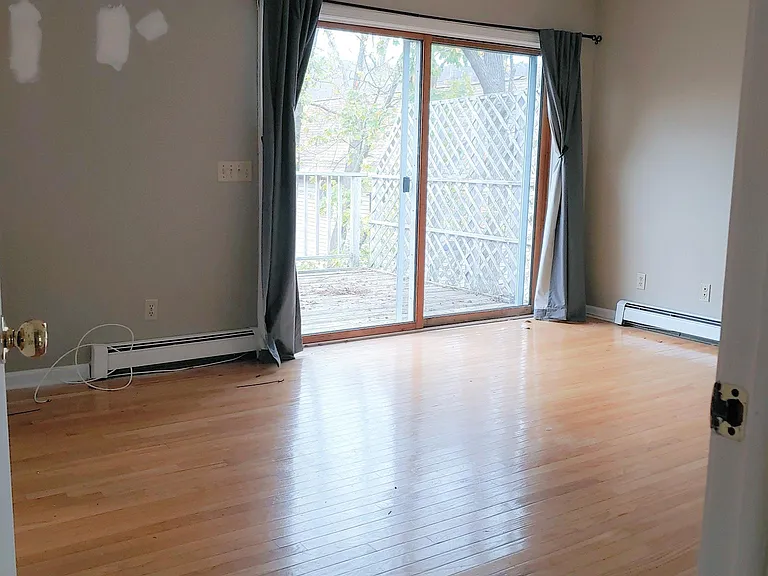 3 Teneyck Ave #B — Photo 9