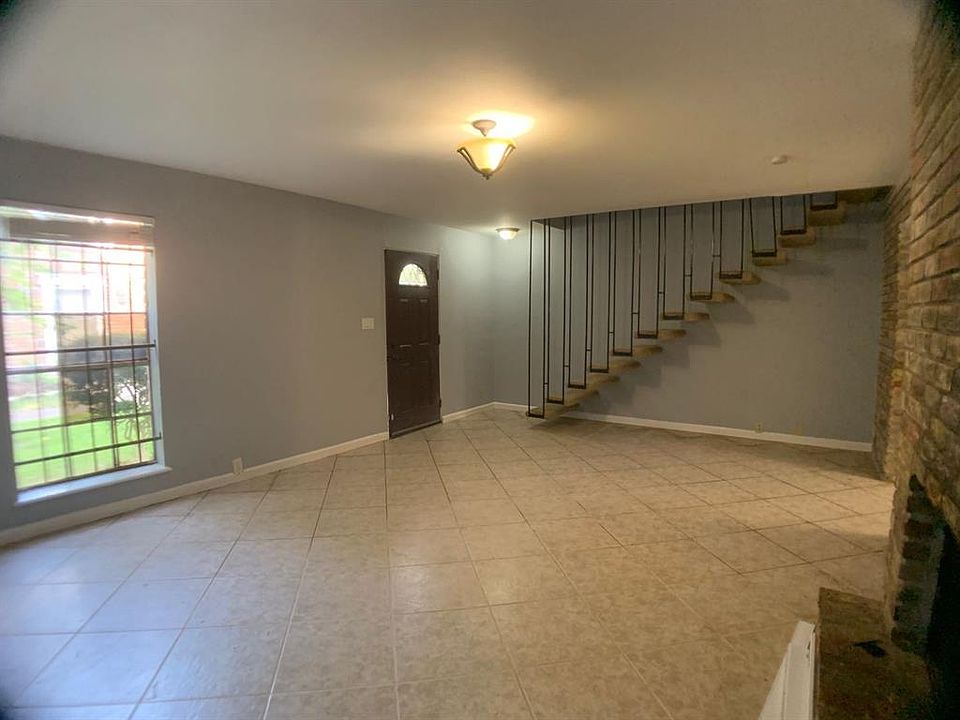 1st image of 4276 Belle Park Dr
