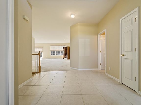 2nd image of 1321 Ludington Ln