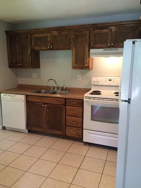 3118 Francis St — Photo 3