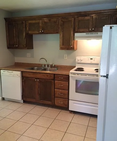 3118 Francis St — Photo 3