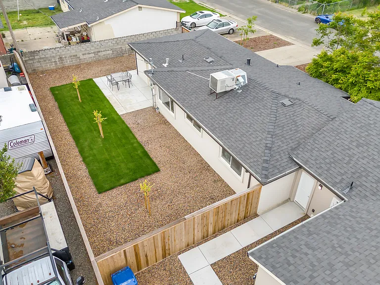 8148 Addie Ave — Photo 24