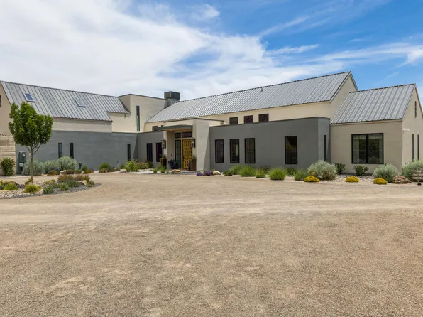 1524 W Ella Dr, Corrales, NM 87048