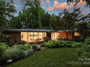 2600 Cloister Dr, Charlotte, NC 28211