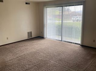 4 Glen Hollin Dr #G, Wheeling, WV 26003