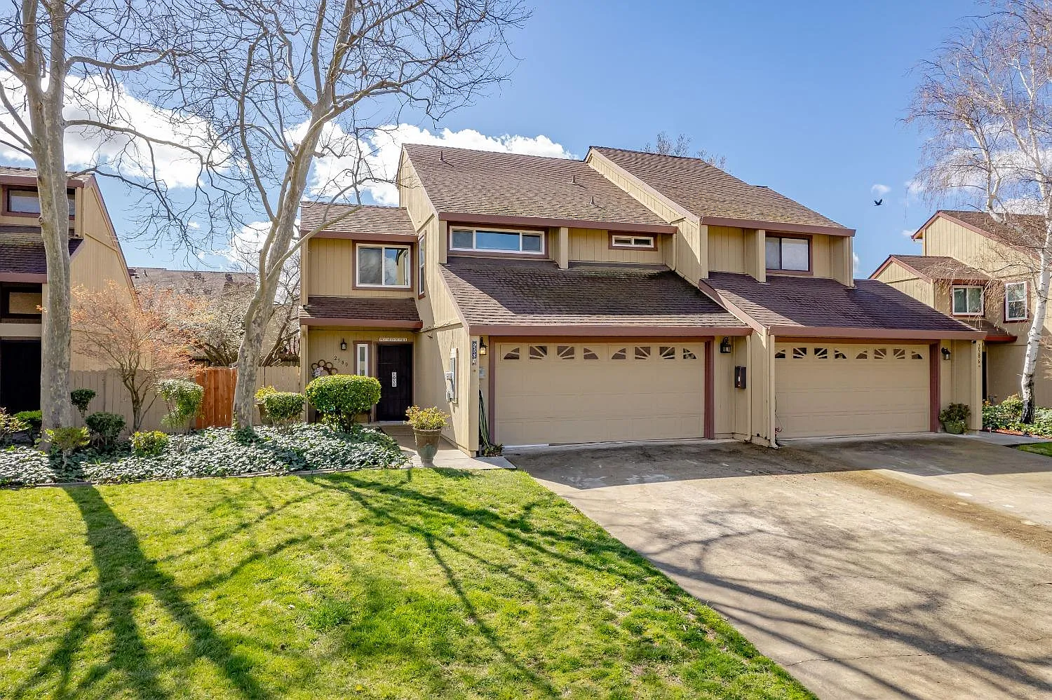 2580 Duet Dr photo 1