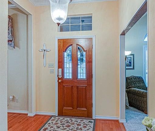 5th image of 313 Eastwood Dr