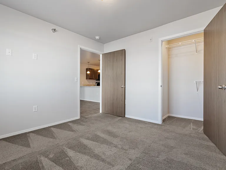 Sawyer Pointe — Photo 11