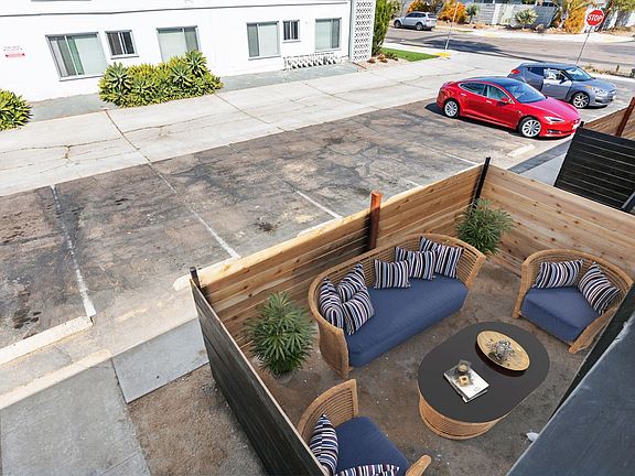 4th image of 6295 Stanley Ave #3