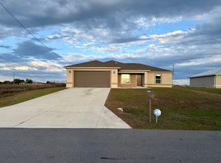 7033 Waldo Cir, Labelle, FL 33935