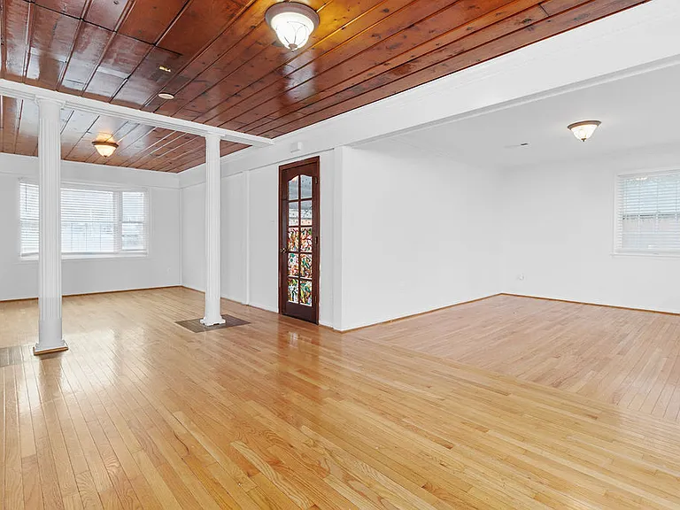 6138 Beachway Dr — Photo 8