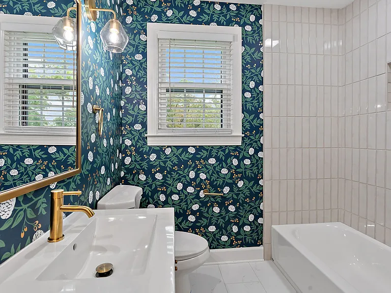 217 Blue Hills Dr — Photo 13