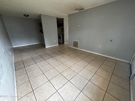 2nd image of 539 Rock Pit Rd