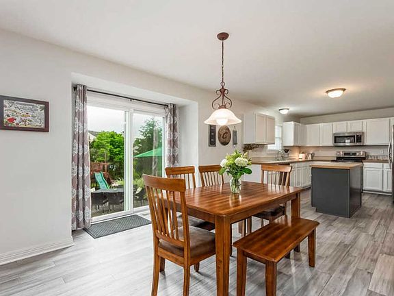 5th image of 7017 Laver Ln