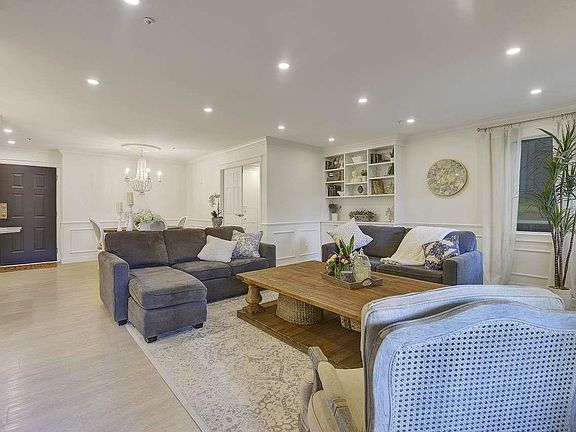 2nd image of 688 W 12th Ave #101