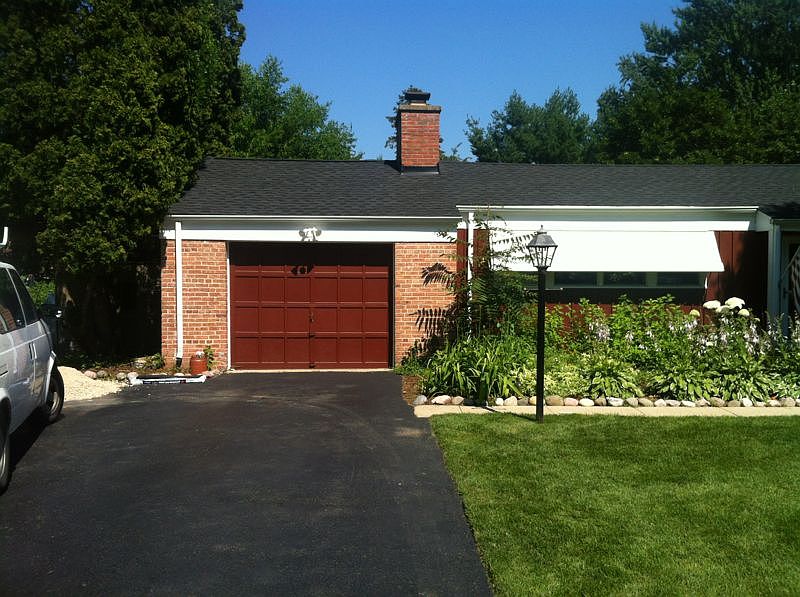 1st image of 139 N Ashland Ave