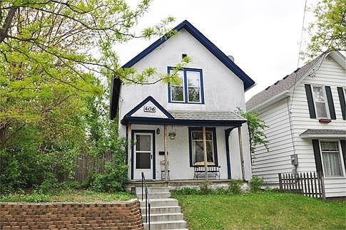 1st image of 406 19th Ave NE