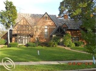 19380 Parkside St, Detroit, MI 48221