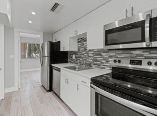 2323 SE 18th St #5, Fort Lauderdale, FL 33316