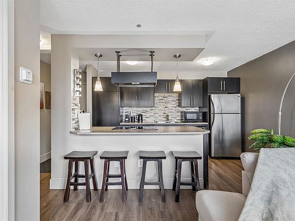 3rd image of 505 S 19th Ave SW #206