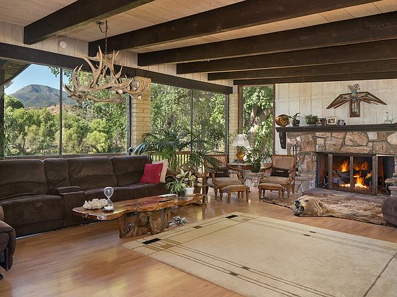 Great Room With Fireplace