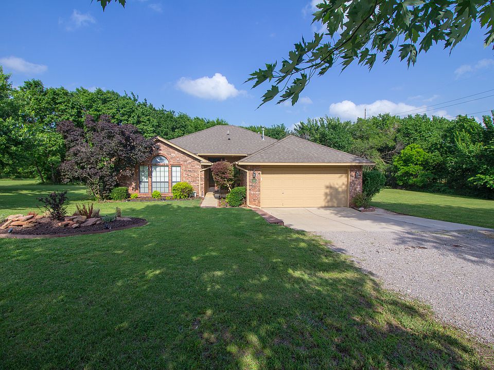 1st image of 2951 Black Locust Ct