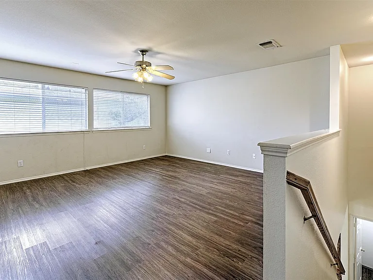 3912 Releigh Ct — Photo 21