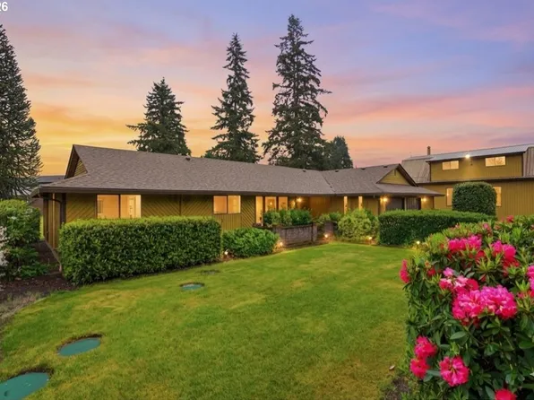 10117 NE 152nd Ave, Vancouver, WA 98682
