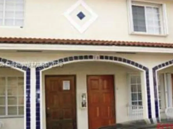 10101 W Okeechobee Rd APT 10202, Hialeah Gardens, FL 33016