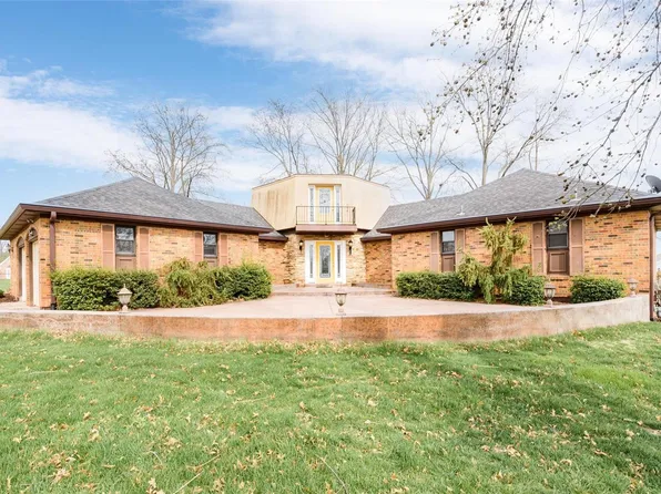 8822 Ryegate Ct, Saint Louis, MO 63127