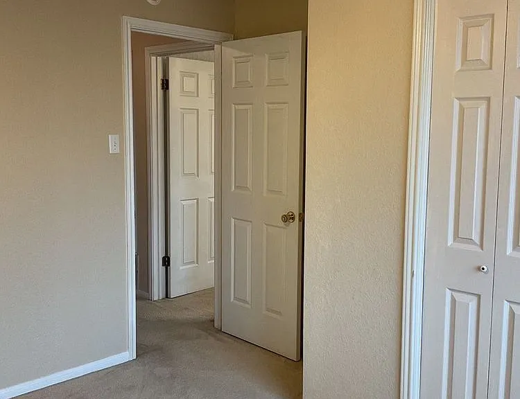 1701 Tanglewood Dr — Photo 22