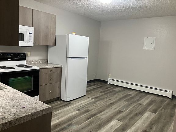 2nd image of 1511 1st Ave NW #3