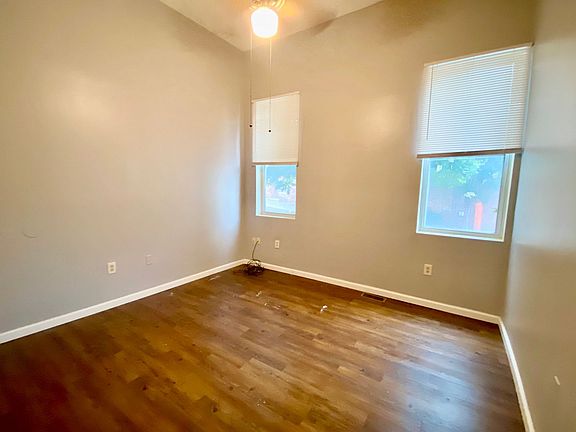 5th image of 400 Warner St #1