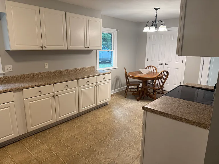 131 Brookside Rd — Photo 1