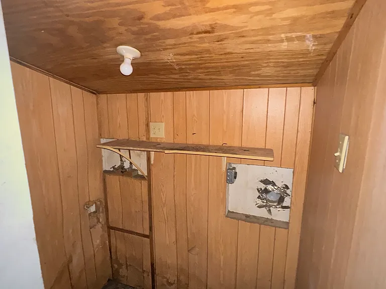 7134 Linda Dr — Photo 12