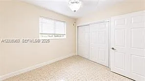 Percival Ave — Photo 17