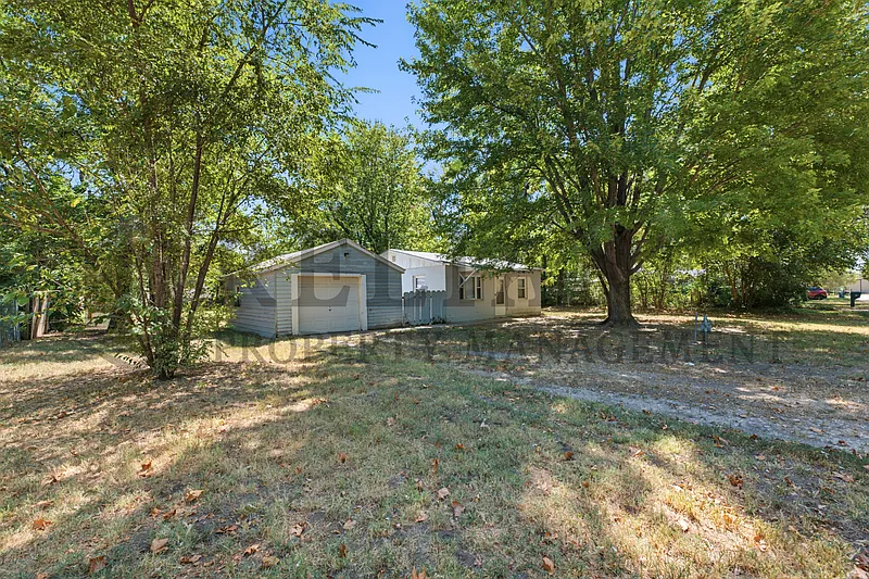 2 bed, 1.0 bath, 705 sqft, $925 — Photo 4