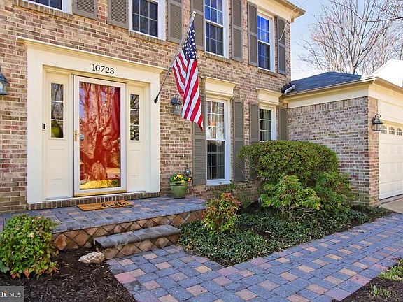 4th image of 10723 Bear Oak Ct