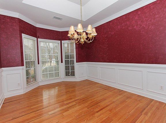 2nd image of 420 Sweet Ivy Ln