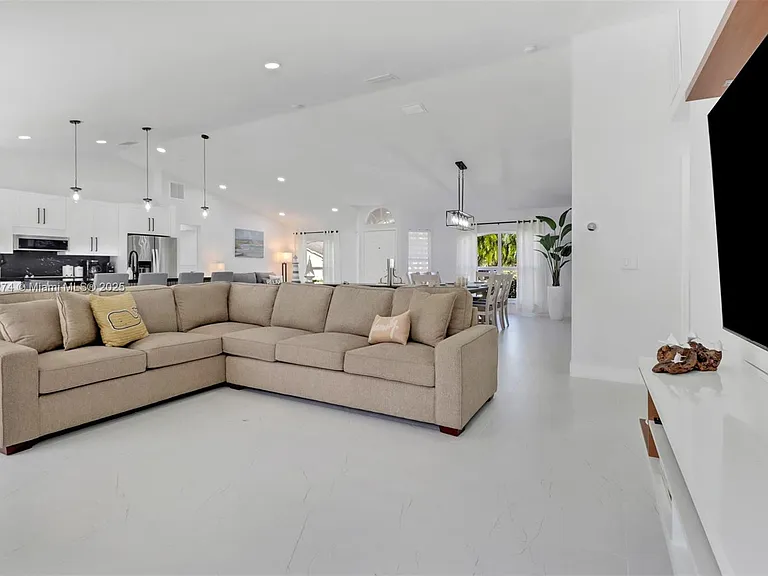 172 Plantation Cir — Photo 12